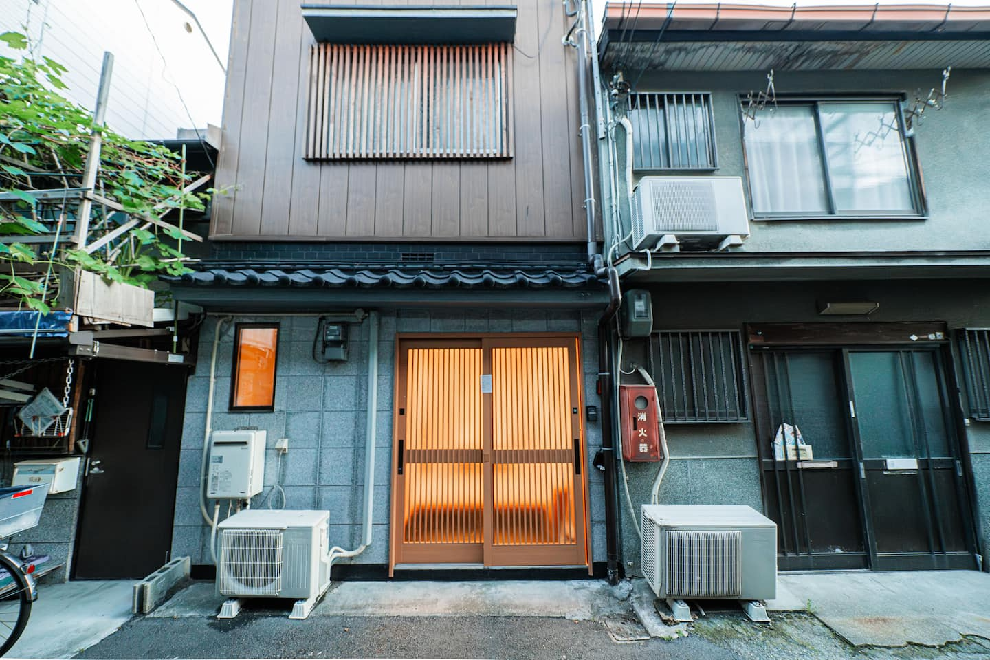 db931cd3-781b-4ade-a678-d8576a0663f6